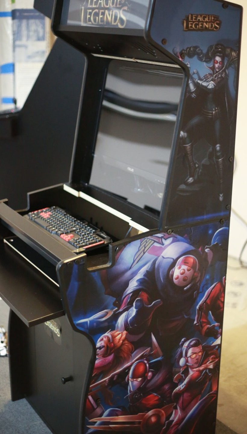 League of Legends arcade (3)