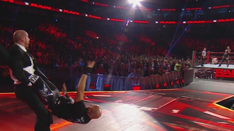 WWE RAW January 9 (8)