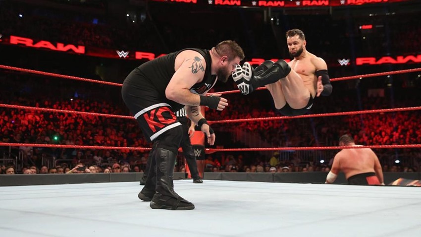 RAW April 3 (11)