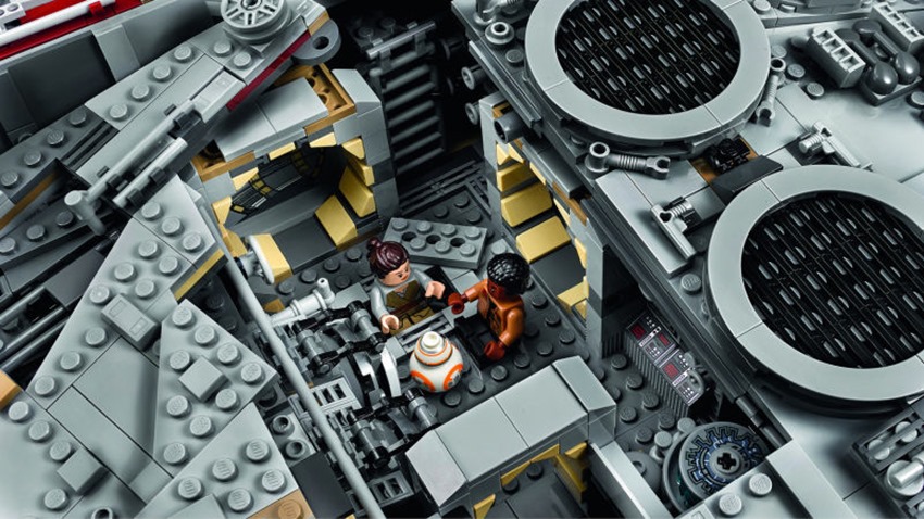 LEGO Milleniu Falcon (2)