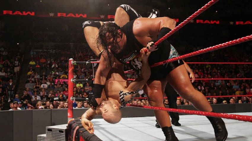 RAW September 04 (4)