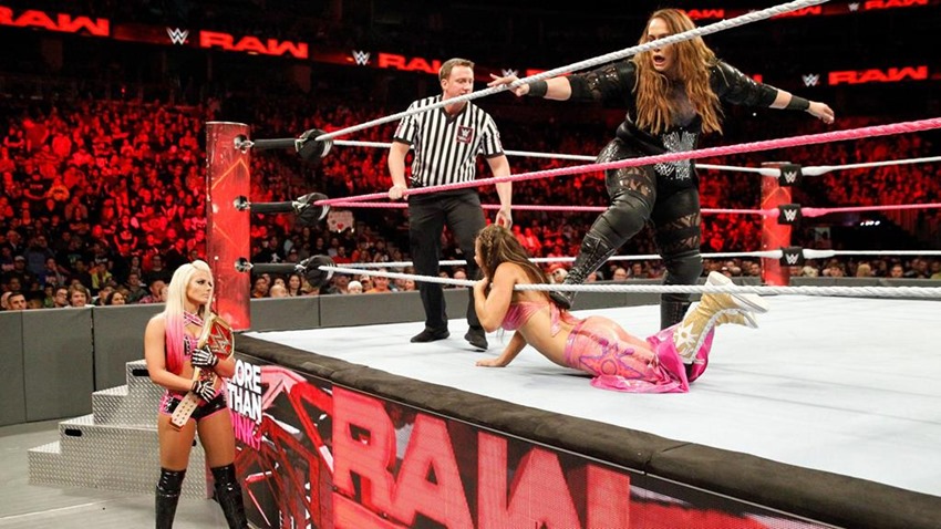 RAW October 2 (5)