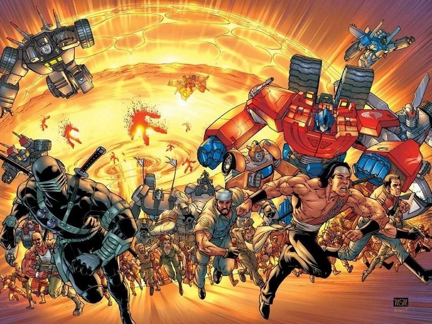 Transformers_vs_GIJoe_1