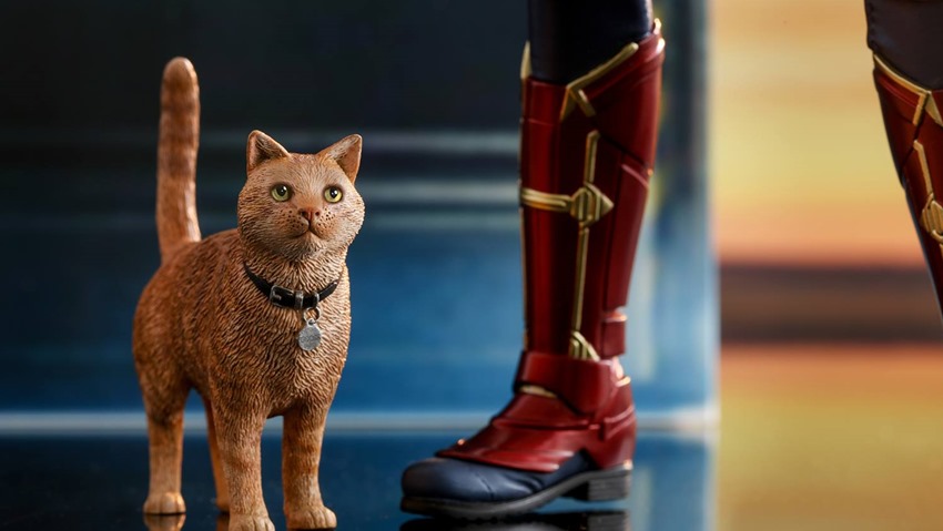 Hot Toys Captain Marvel (2)