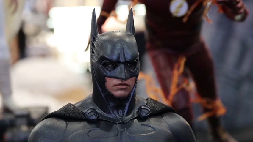 download hot toys val kilmer batman