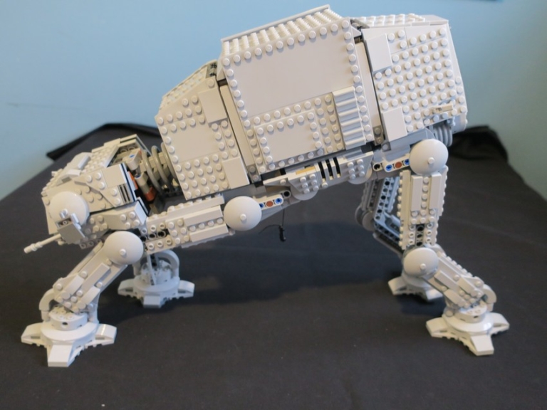 Lego Star Wars ATAT Walker review Hoth damn!