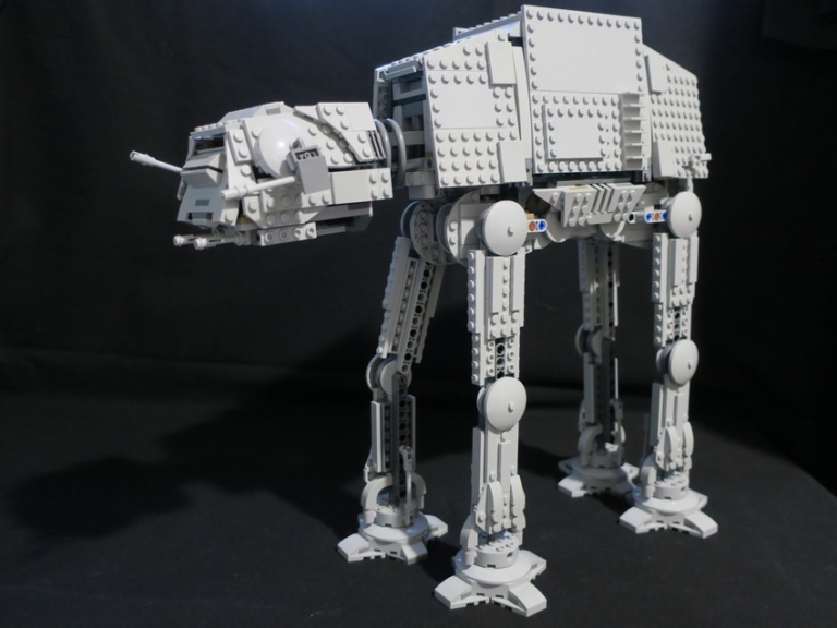 Lego Star Wars AT-AT Walker review - Hoth damn!