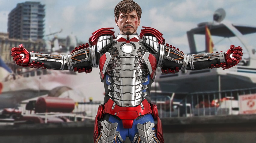 Hot Toys latest Iron Man Mark V armour figure once caught a fish