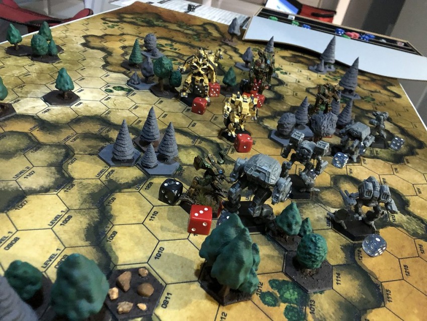 TableTop Gaming BattleTech Because Everybody Likes Giant Robots...