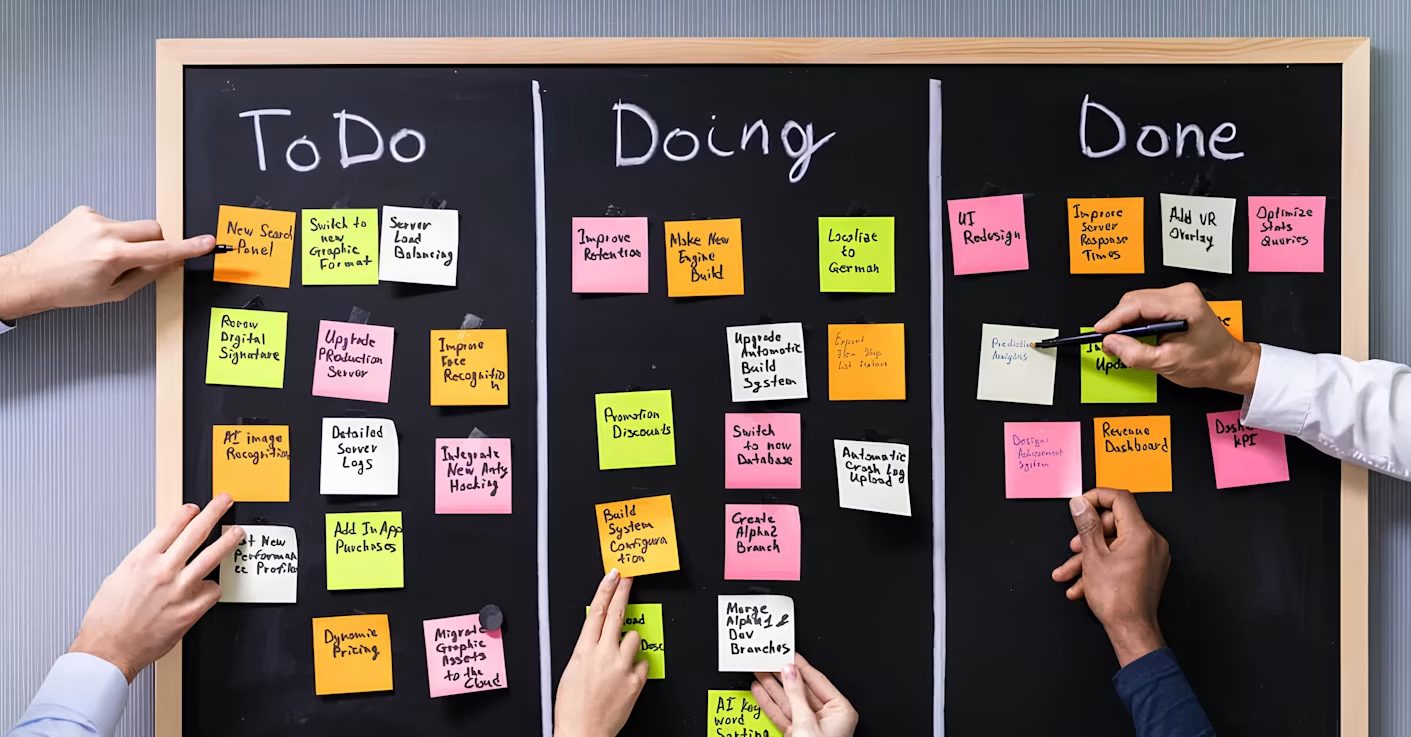 Scrum Master vs Agile Coach: How the Roles Differ and Which Path to Choose